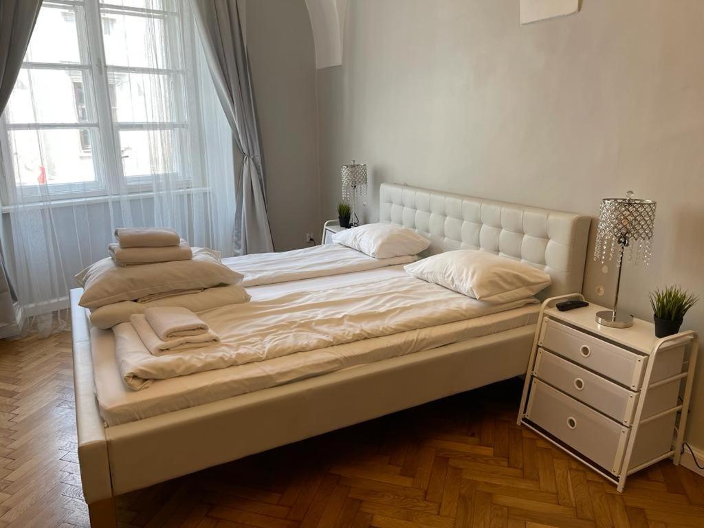 Florianska Deluxe Apartments With Air Condition Krakkó Kültér fotó